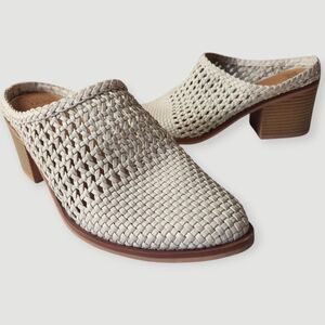 Time and Tru Woven Creamy Beige Neutral Western Boho Block Heeled Mule Size 9.5
